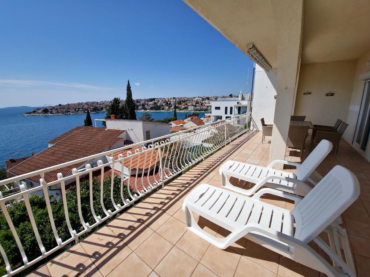 Apartments Cacija Trogir Bagian luar foto